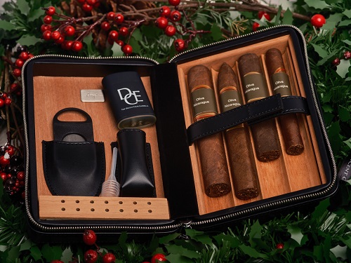 Aficionado Travel Set